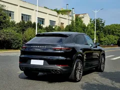 2022 Porsche Cayenne Coupe 3.0T Platinum, чёрный — фото 14