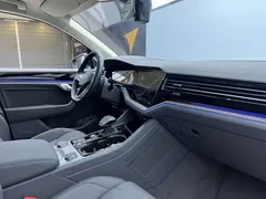 2023 Volkswagen Touareg 3.0TSI Classic Sport Package, чёрный — фото 19