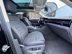 2023 Volkswagen Touareg 3.0TSI Classic Sport Package, чёрный — фото 20