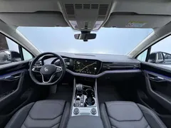 2023 Volkswagen Touareg 3.0TSI Classic Sport Package, чёрный — фото 22
