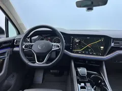 2023 Volkswagen Touareg 3.0TSI Classic Sport Package, чёрный — фото 27