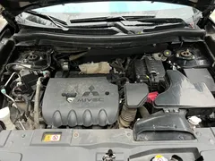 2021 Mitsubishi Outlander 2.4L 4WD 5-seat, чёрный — фото 5