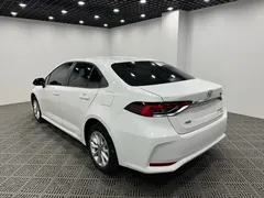 2021 Toyota Corolla 1.2T S-CVT Elite Plus, белый — фото 9