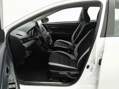 2022 Toyota Yaris L Zhixuan X 1.5L CVT Leading Plus, белый — фото 10