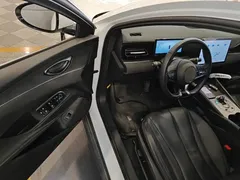 2024 BYD Seal 06 DM-i PHEV 80km Premium, белый — фото 16