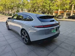 2024 Nio ET5T 75kWh Touring — фото 11