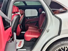 2022 Porsche Cayenne 3.0T Platinum, белый — фото 8