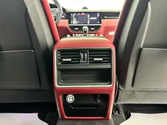 2022 Porsche Cayenne 3.0T Platinum, белый — фото 20