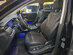 2024 Hongqi HS7 2.0T PHEV 4WD 7, чёрный — фото 15