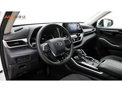 2021 Toyota Highlander 2.5L Hybrid 4WD Elite 7-seat, белый — фото 6