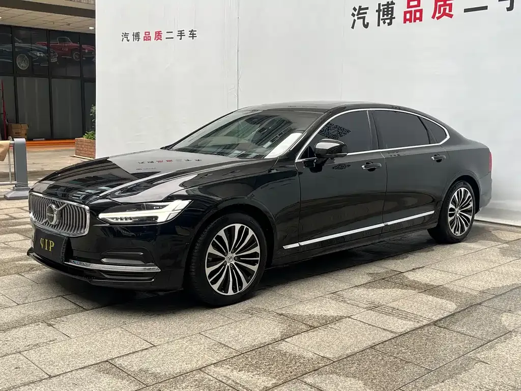 2023 Volvo S90