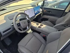 2025 Li Auto i8 Standard, белый — фото 9