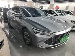 2024 BYD Qin PLUS Honor DM-i PHEV 55km Leading — фото 4