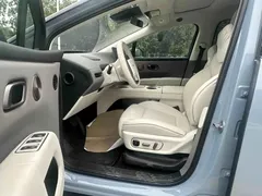 2025 Li Auto i8 Standard, синий — фото 4