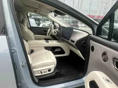 2025 Li Auto i8 Standard, синий — фото 7