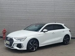 2023 Audi A3 Sportback 35 TFSI Fashion Sport, белый — фото 1