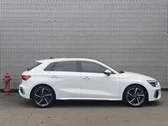 2023 Audi A3 Sportback 35 TFSI Fashion Sport, белый — фото 3