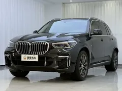2022 BMW X5 30Li Premium M Sport Package, чёрный — фото 2