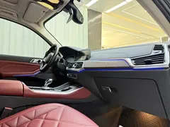 2022 BMW X5 30Li Premium M Sport Package, чёрный — фото 13