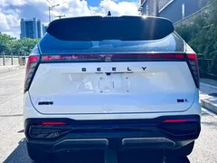 2023 Geely Atlas L 1.5TD DCT Premium, белый — фото 7