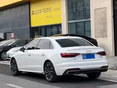 2022 Audi A4L 40 TFSI Luxury, белый — фото 3