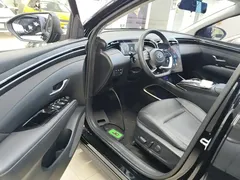 2021 Hyundai Tucson L 1.5T DCT LUX Premium, чёрный — фото 16