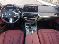 2022 BMW 5 Series 535Le PHEV Luxury, чёрный — фото 5