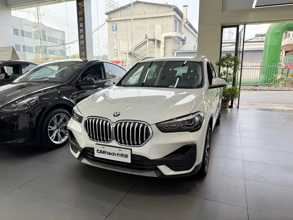 2021 BMW X1