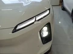 2025 Nio EC6 75kWh, белый — фото 24