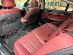 2022 BMW 5 Series 530Li Leading Luxury Package, чёрный — фото 19