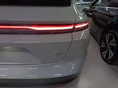 2024 Nio ET5T 75kWh Touring — фото 8