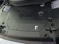 2024 Nio ET5T 75kWh Touring — фото 20