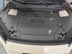 2022 Nio ET5 75kWh, чёрный — фото 20