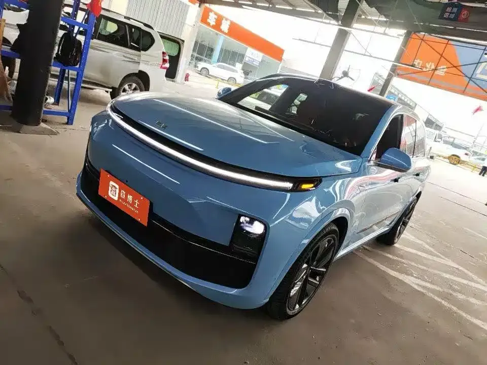 2024 Li Auto L8