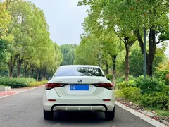 2022 Nissan Sylphy 1.6L XL CVT Enjoy, белый — фото 3