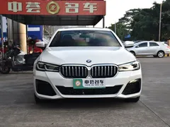 2022 BMW 5 Series 535Le PHEV Pioneer M Sport Package, белый — фото 2