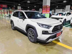 2023 Toyota RAV4 2.0L CVT 4WD Adventure, белый — фото 3