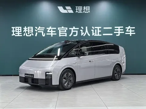 2024 Li Auto MEGA Ultra