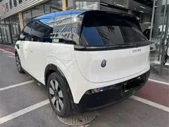 2025 Zeekr Mix Long Range ADAS, белый — фото 8