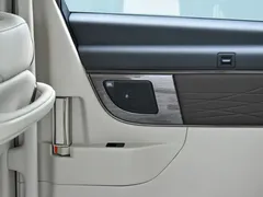 2024 Toyota Alphard 2.5L Hybrid Premium, чёрный — фото 23