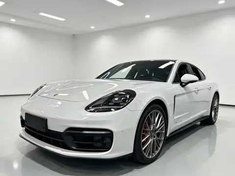 2023 Porsche Panamera 2.9T Platinum Edition