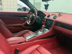 2022 Porsche 718 Cayman T 2.0T, белый — фото 10