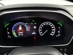 2022 Honda Odyssey 2.0L e:HEV, белый — фото 16