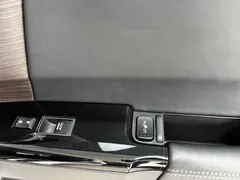 2022 Honda Odyssey 2.0L e:HEV, белый — фото 25