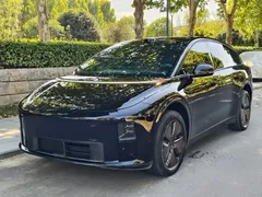2025 Li Auto i6 2WD Standard, чёрный — фото 1