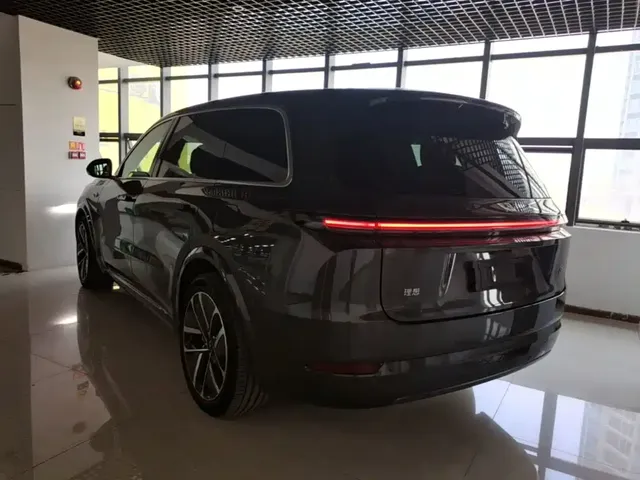 2024 Li Auto L9 Pro