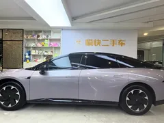2024 Xpeng P7+ Ultra Long Range Max — фото 7