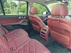 2022 BMW X5 30Li Premium M Sport Package, белый — фото 18
