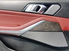 2022 BMW X5 30Li Premium M Sport Package, белый — фото 25