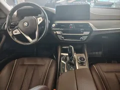 2022 BMW 5 Series 530Li xDrive Luxury Package, белый — фото 5